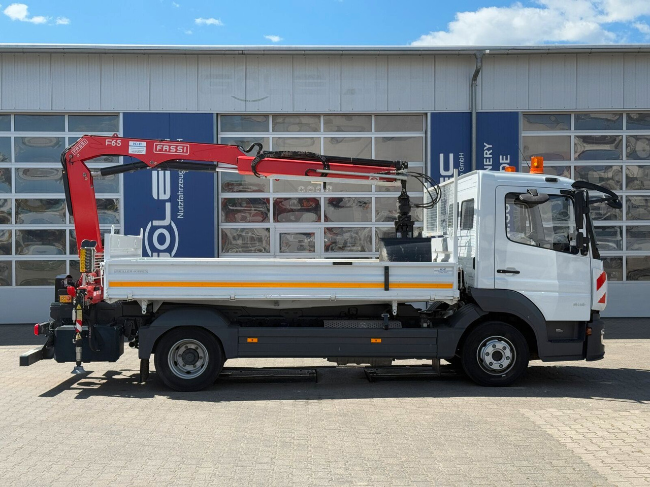 Mercedes-Benz ATEGO 818 4x2 Euro 6 Kipper Kran FASSI F65B.0.22 - Otros maquinaria: foto 3 Mercedes-Benz ATEGO 818 4x2 Euro 6 Kipper Kran FASSI F65B.0.22 - Otros maquinaria: foto 3