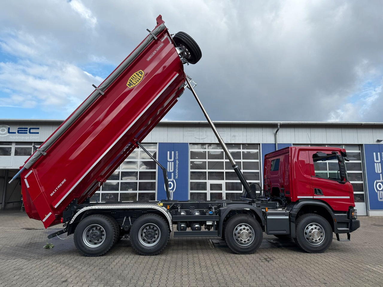 Scania P 420 8x4 Kipper Meiller Euro 6 - Camión portacontenedor de cadenas: foto 4 Scania P 420 8x4 Kipper Meiller Euro 6 - Camión portacontenedor de cadenas: foto 4