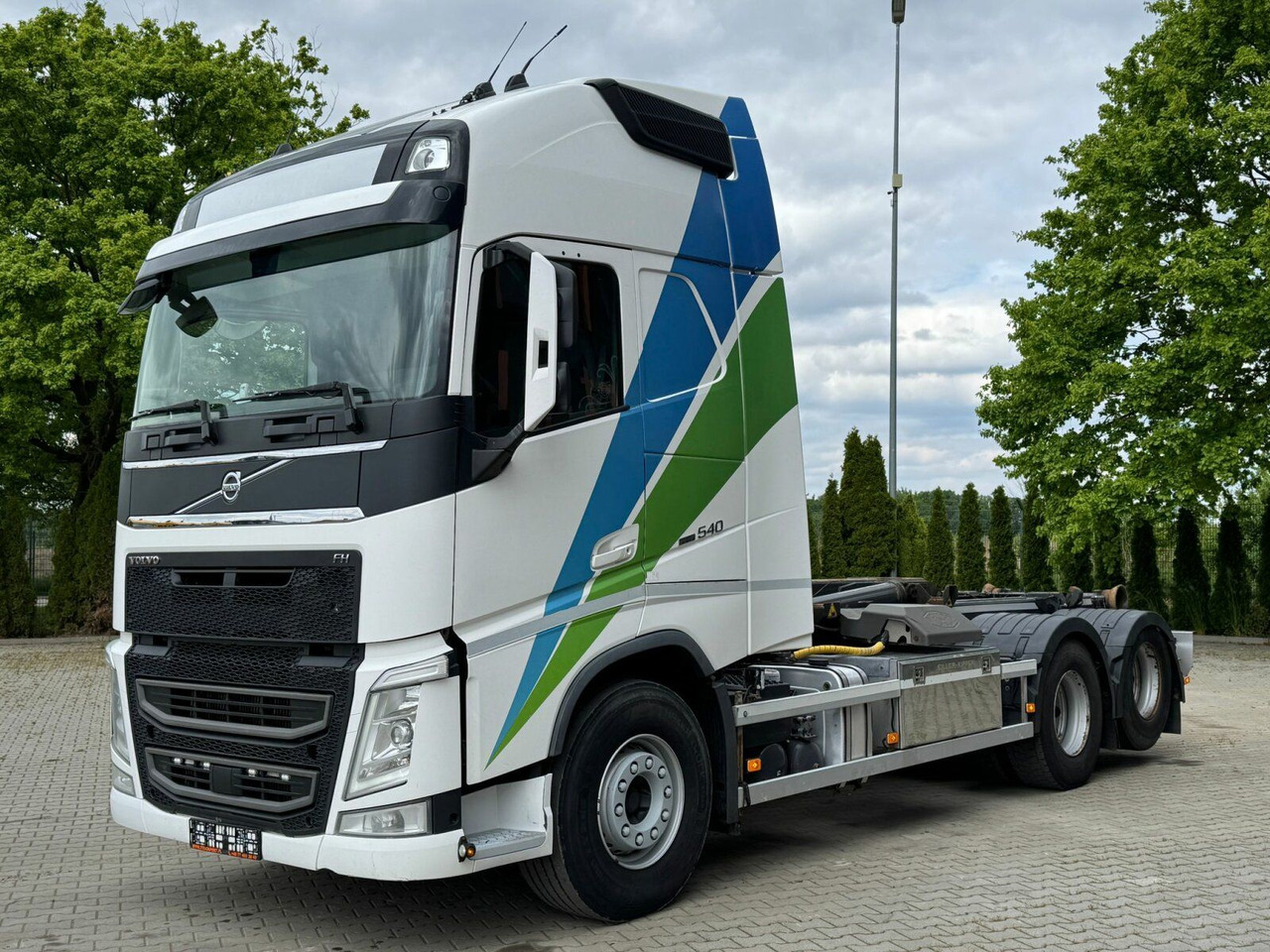 Volvo FH 540 6x2 Abrollkipper MEILLER RK 26.67 - Camión multibasculante: foto 2 Volvo FH 540 6x2 Abrollkipper MEILLER RK 26.67 - Camión multibasculante: foto 2