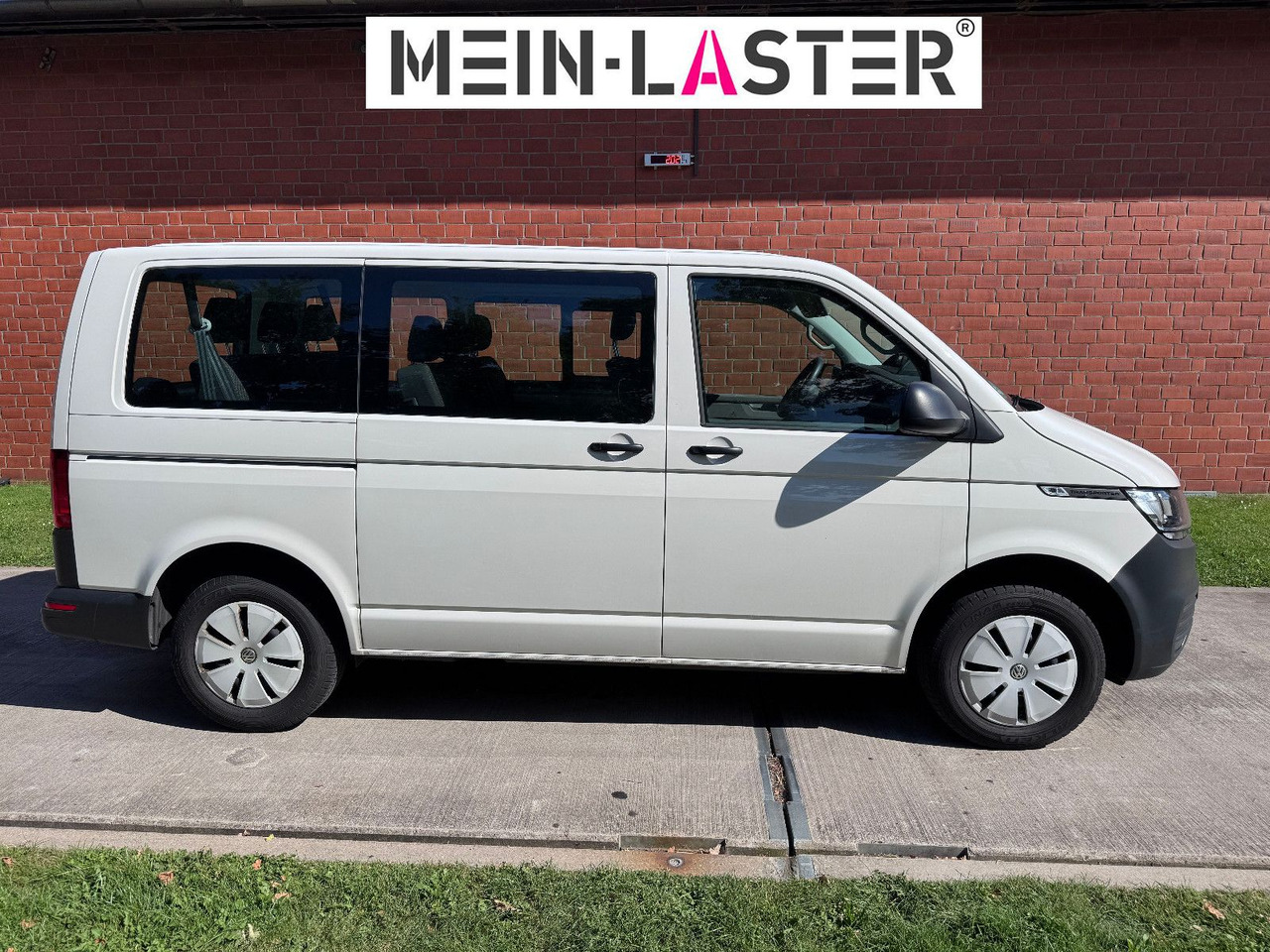 Volkswagen T6 2.0 tdi Standheizung Navigation AHK TÜV 5-27 - Furgoneta de pasajeros: foto 3 Volkswagen T6 2.0 tdi Standheizung Navigation AHK TÜV 5-27 - Furgoneta de pasajeros: foto 3