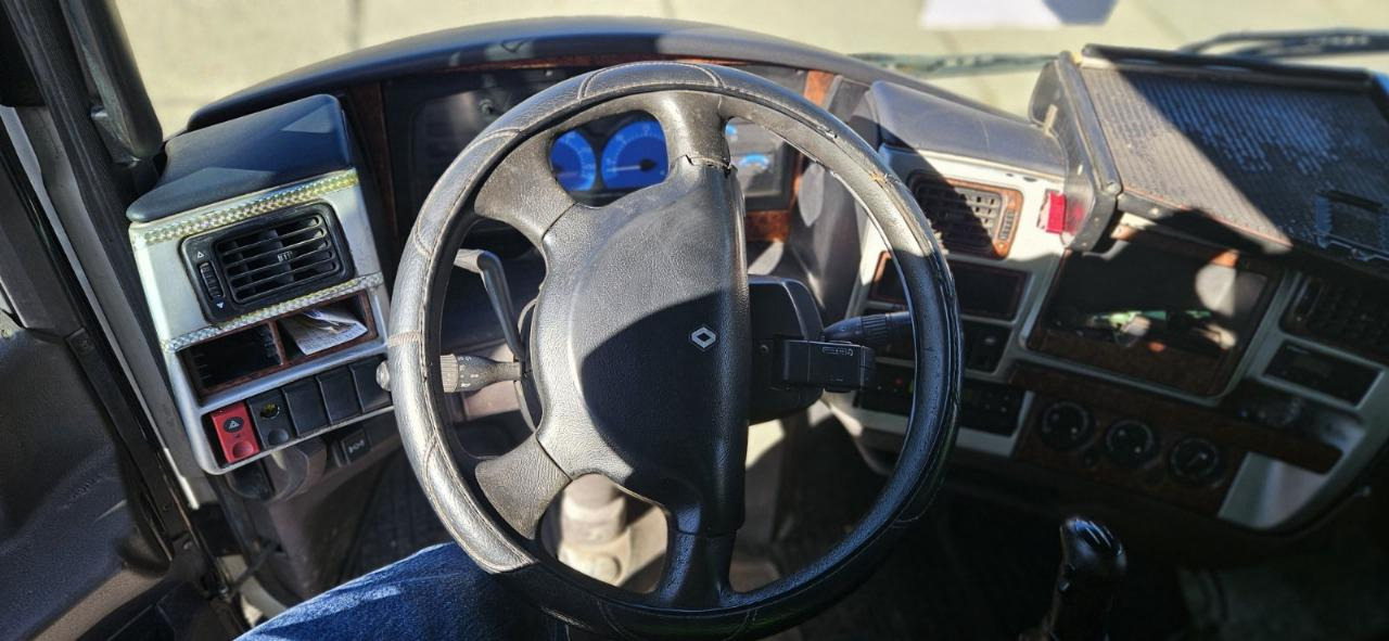 Cabeza tractora RENAULT Magnum 480 ID1672S: foto 11 Cabeza tractora RENAULT Magnum 480 ID1672S: foto 11