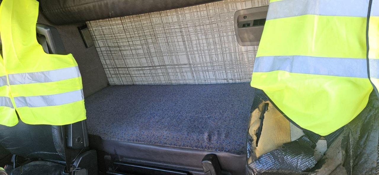 Cabeza tractora RENAULT Magnum 480 ID1672S: foto 9 Cabeza tractora RENAULT Magnum 480 ID1672S: foto 9