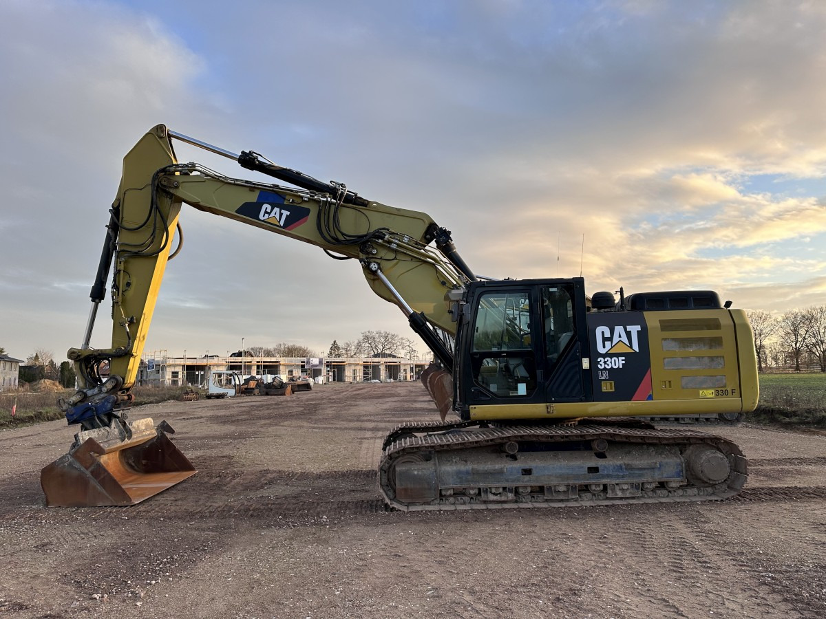 CATERPILLAR 330 FLN VA OQ 70-55 Deutsche Maschine! Top !!! - Excavadora de cadenas: foto 1 CATERPILLAR 330 FLN VA OQ 70-55 Deutsche Maschine! Top !!! - Excavadora de cadenas: foto 1