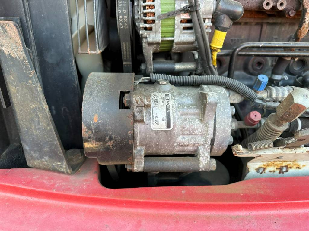 Excavadora de ruedas Takeuchi TB 175 W 8,7 ton. Klima Turbo 77 PS: foto 18