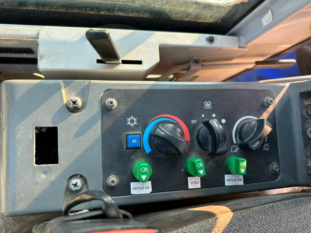 Excavadora de ruedas Takeuchi TB 175 W 8,7 ton. Klima Turbo 77 PS: foto 10