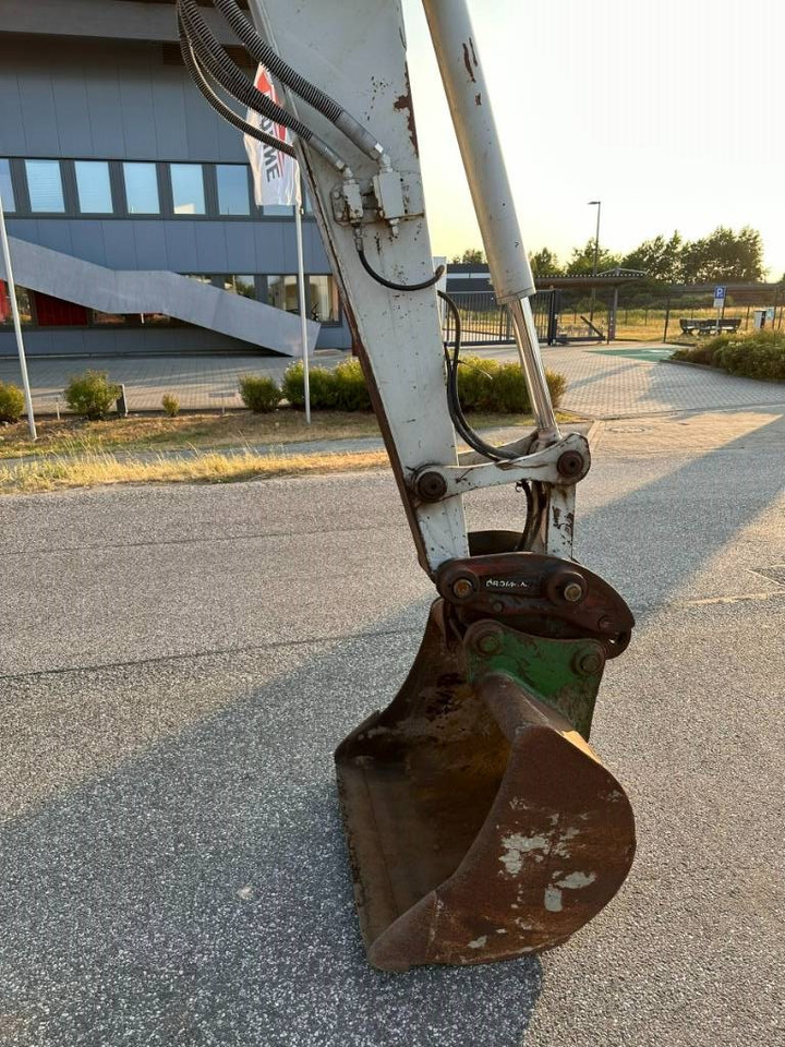 Excavadora de ruedas Takeuchi TB 175 W 8,7 ton. Klima Turbo 77 PS: foto 16