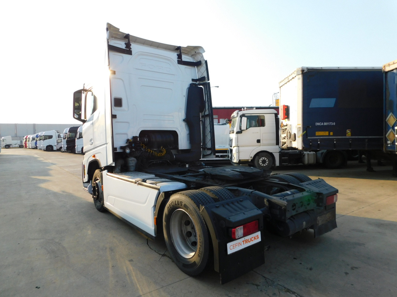 Ford F max 4x2 scab e6 12s2620 - Cabeza tractora: foto 4 Ford F max 4x2 scab e6 12s2620 - Cabeza tractora: foto 4