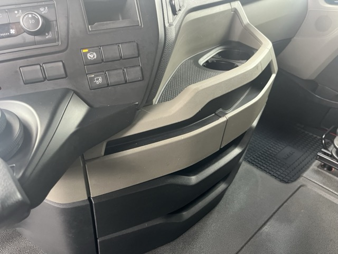 MAN TGX 18.510 4x2 LL SA Euro6 Retarder Klima ZV - Cabeza tractora: foto 3 MAN TGX 18.510 4x2 LL SA Euro6 Retarder Klima ZV - Cabeza tractora: foto 3