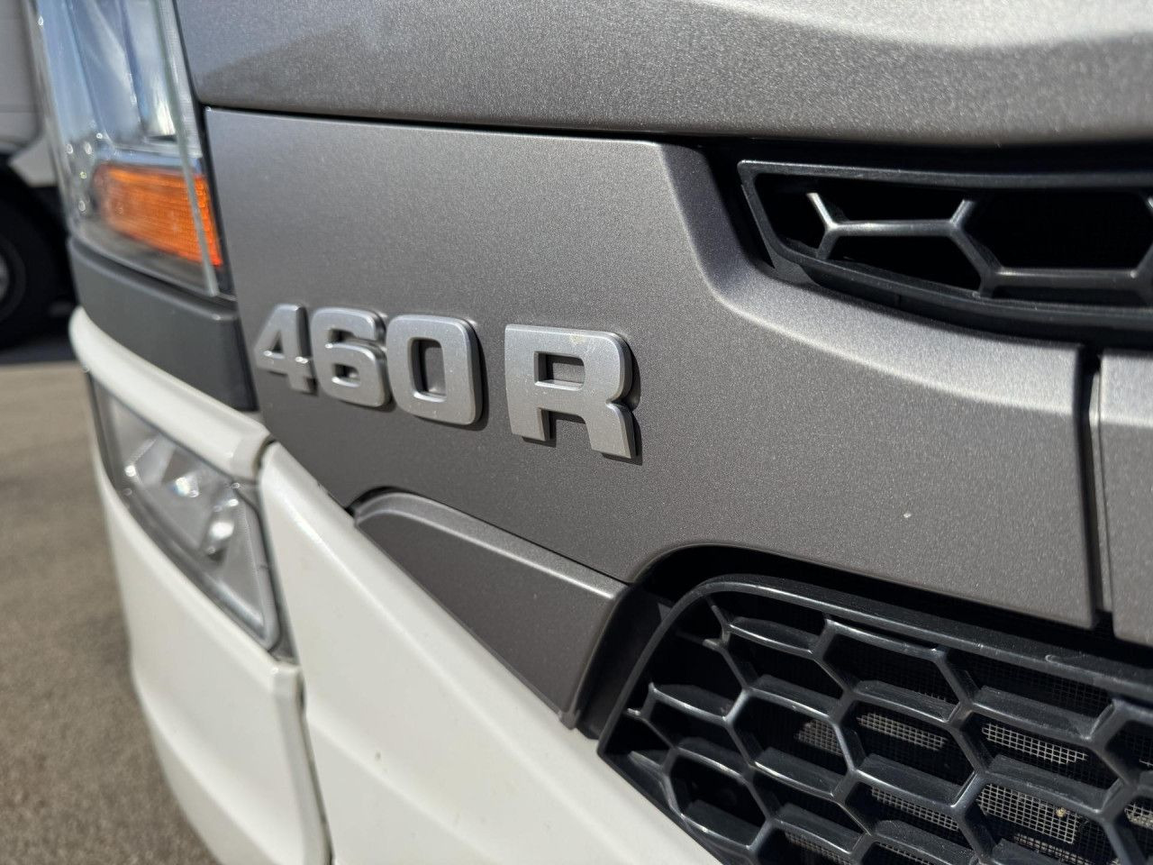 Cabeza tractora Scania R 460: foto 6