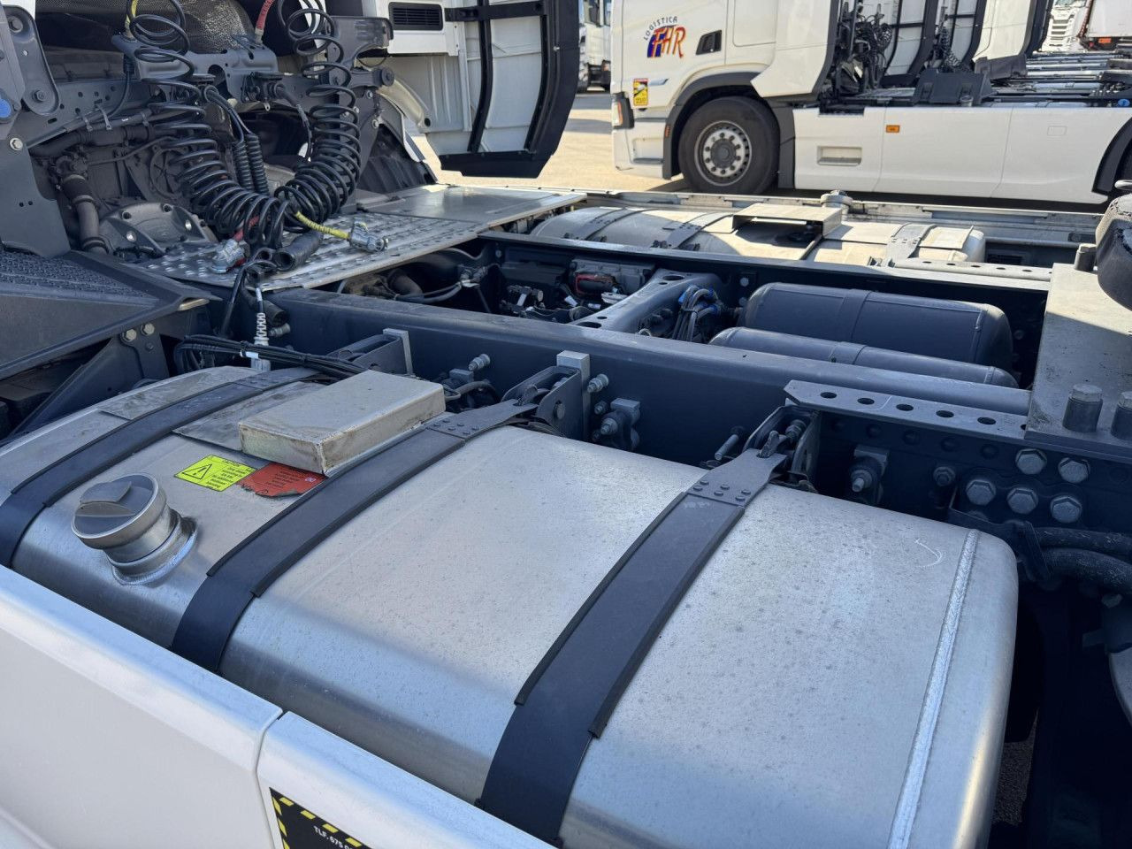 Cabeza tractora Scania R 460: foto 7