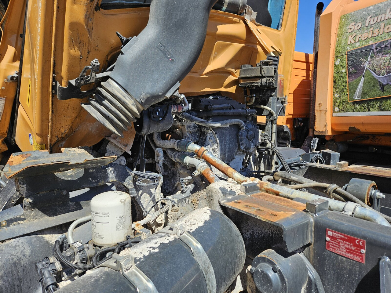 ASTRA HD9 86.50-90 8x6 ASTRA HD9 86.50-90 8x6, Unfallschaden, Cursor 13 - Camión chasis: foto 2 ASTRA HD9 86.50-90 8x6 ASTRA HD9 86.50-90 8x6, Unfallschaden, Cursor 13 - Camión chasis: foto 2