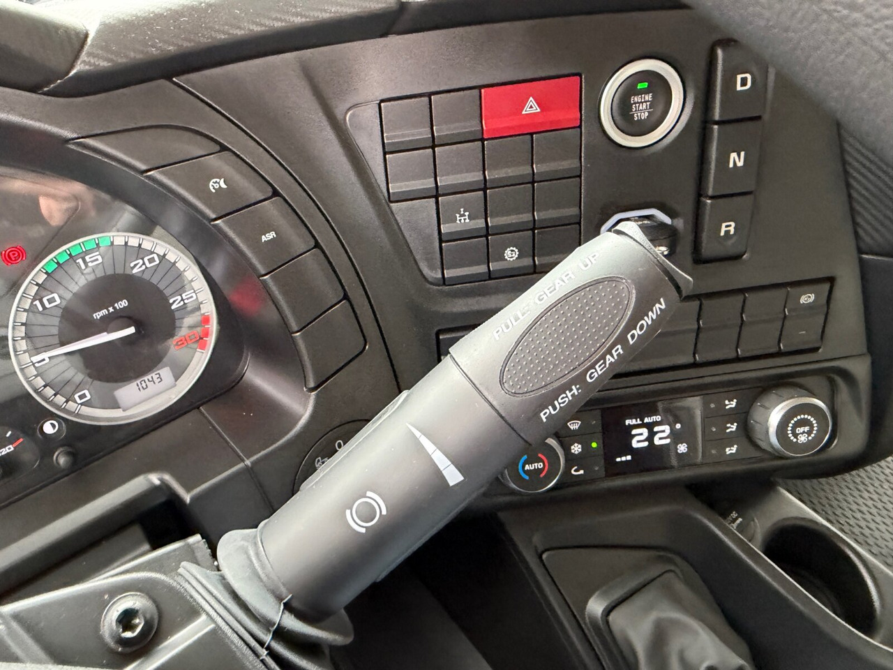 T-Way 360 6x6 T-Way 360 6x6, Nebenantrieb, 3x VORHANDEN! - Cabeza tractora: foto 5 T-Way 360 6x6 T-Way 360 6x6, Nebenantrieb, 3x VORHANDEN! - Cabeza tractora: foto 5