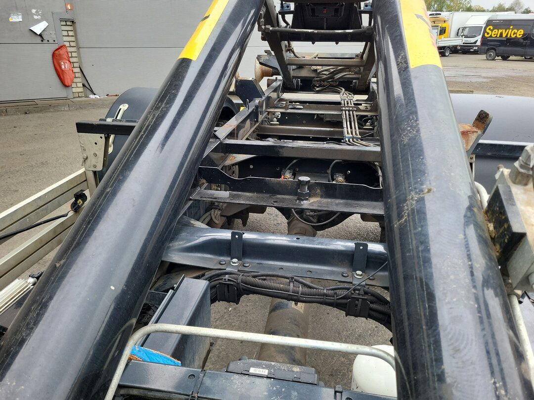 Iveco EuroCargo ML120E22 4x2 EuroCargo ML120E22 4x2, City-Abroller - Camión multibasculante: foto 3 Iveco EuroCargo ML120E22 4x2 EuroCargo ML120E22 4x2, City-Abroller - Camión multibasculante: foto 3