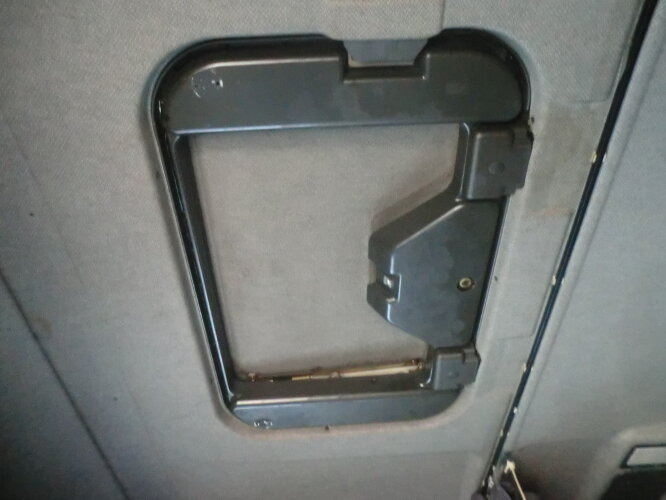 Camión caja cerrada Iveco EuroTech 190E40 4x2 Euro Tech 190E40, Möbelkoffer, 49 cbm: foto 9 Camión caja cerrada Iveco EuroTech 190E40 4x2 Euro Tech 190E40, Möbelkoffer, 49 cbm: foto 9