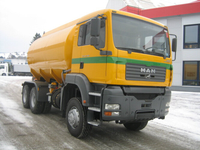 MAN TGA 26.430 6x6 - Camión cisterna: foto 5 MAN TGA 26.430 6x6 - Camión cisterna: foto 5