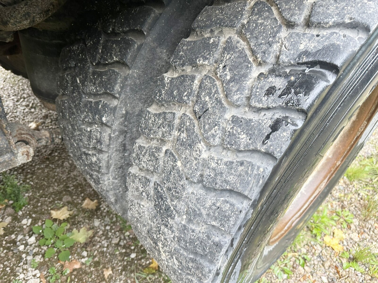 MAN TGA 26.480 6X6H BL TGA 26.480 6X6H BL, HYDRODRIVE, Intarder, Wechselsystem (Sattelplatte) - Camión volquete: foto 5 MAN TGA 26.480 6X6H BL TGA 26.480 6X6H BL, HYDRODRIVE, Intarder, Wechselsystem (Sattelplatte) - Camión volquete: foto 5