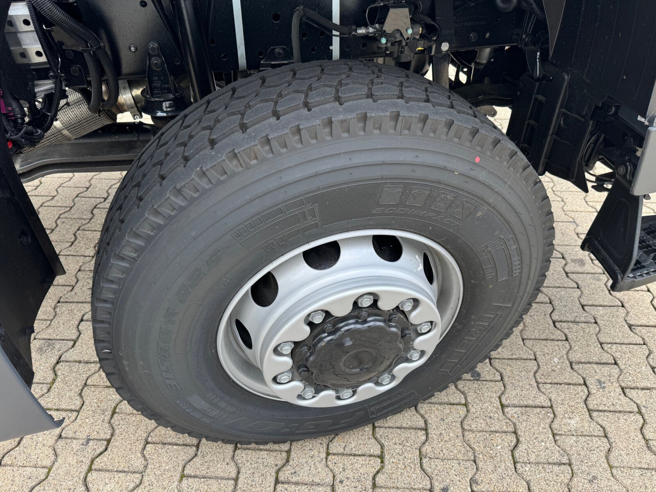 Leasing de MAN TGS 33.480 6x6 BB CH TGS 33.480 6x6 BB CH, Hohe Bauart, Nebenantrieb MAN TGS 33.480 6x6 BB CH TGS 33.480 6x6 BB CH, Hohe Bauart, Nebenantrieb: foto 6