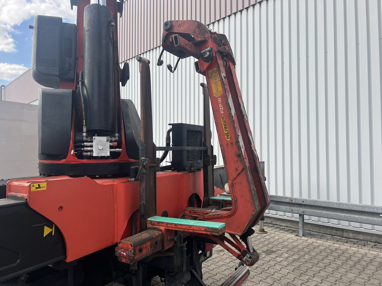 MAN TGS 35.440 8x4 BL TGS 35.440 8x4 BL, Navi, Heckkran Palfinger PK42002 SH-F + Jip PJ 060 B, 24,9m-730kg, Funk - Camión grúa, Camión caja abierta: foto 4 MAN TGS 35.440 8x4 BL TGS 35.440 8x4 BL, Navi, Heckkran Palfinger PK42002 SH-F + Jip PJ 060 B, 24,9m-730kg, Funk - Camión grúa, Camión caja abierta: foto 4