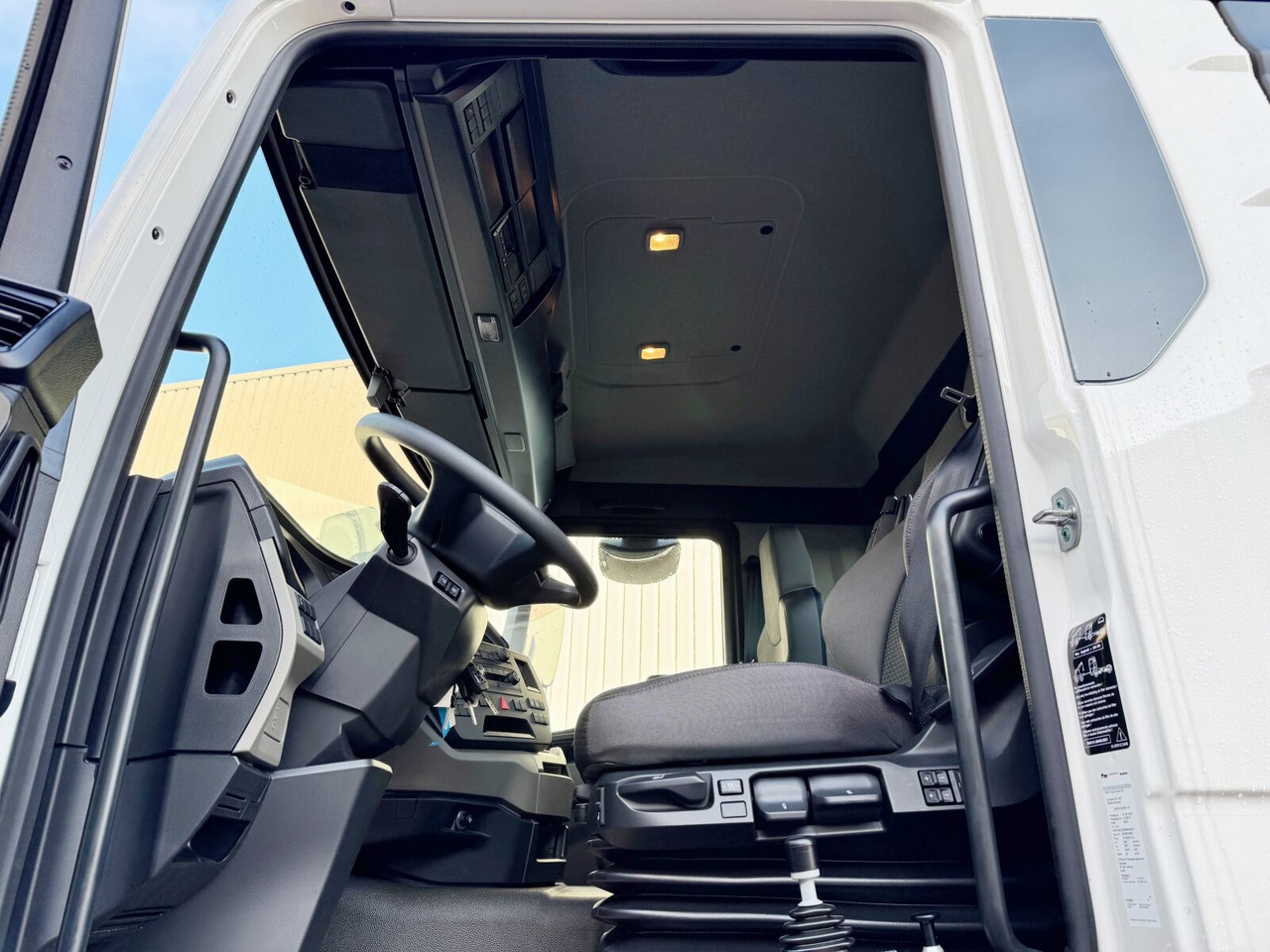 MAN TGS 41.440 8x4 BB TGS 41.440 8x4 BB, mehrfach vorhanden! - Camión chasis: foto 3 MAN TGS 41.440 8x4 BB TGS 41.440 8x4 BB, mehrfach vorhanden! - Camión chasis: foto 3