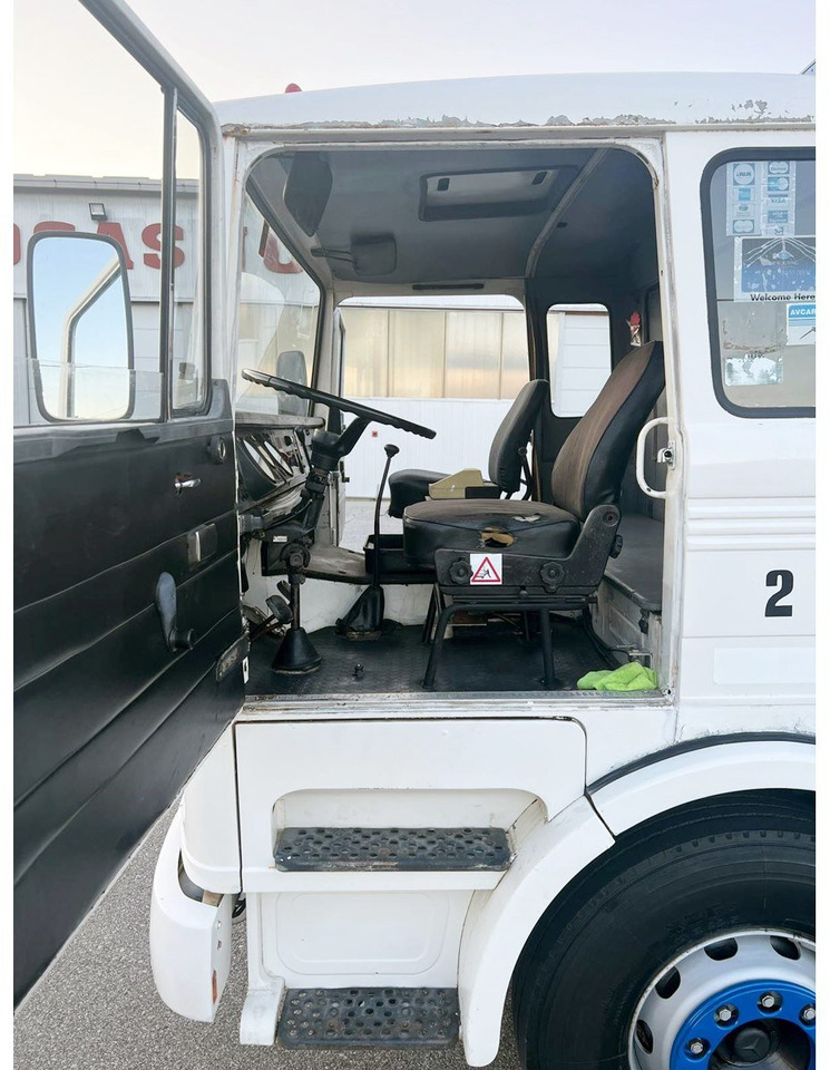 Mercedes-Benz 1923 4x2 1923 4x2 - Camión chasis: foto 5 Mercedes-Benz 1923 4x2 1923 4x2 - Camión chasis: foto 5