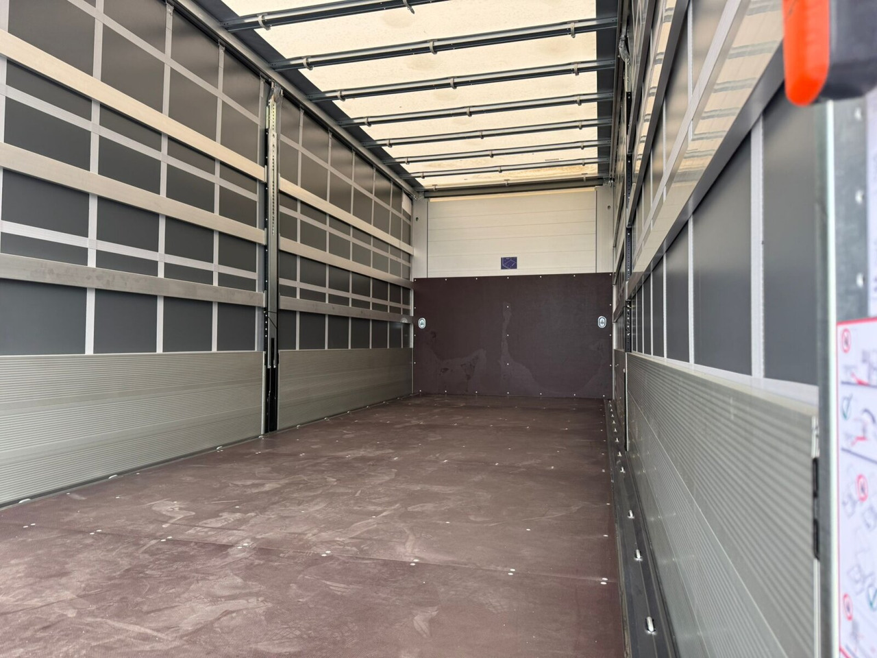 Mercedes-Benz Actros 1827/30 L 4x2 Actros 1827/30 L 4x2, Gardine, LBW - Camión caja abierta: foto 5 Mercedes-Benz Actros 1827/30 L 4x2 Actros 1827/30 L 4x2, Gardine, LBW - Camión caja abierta: foto 5