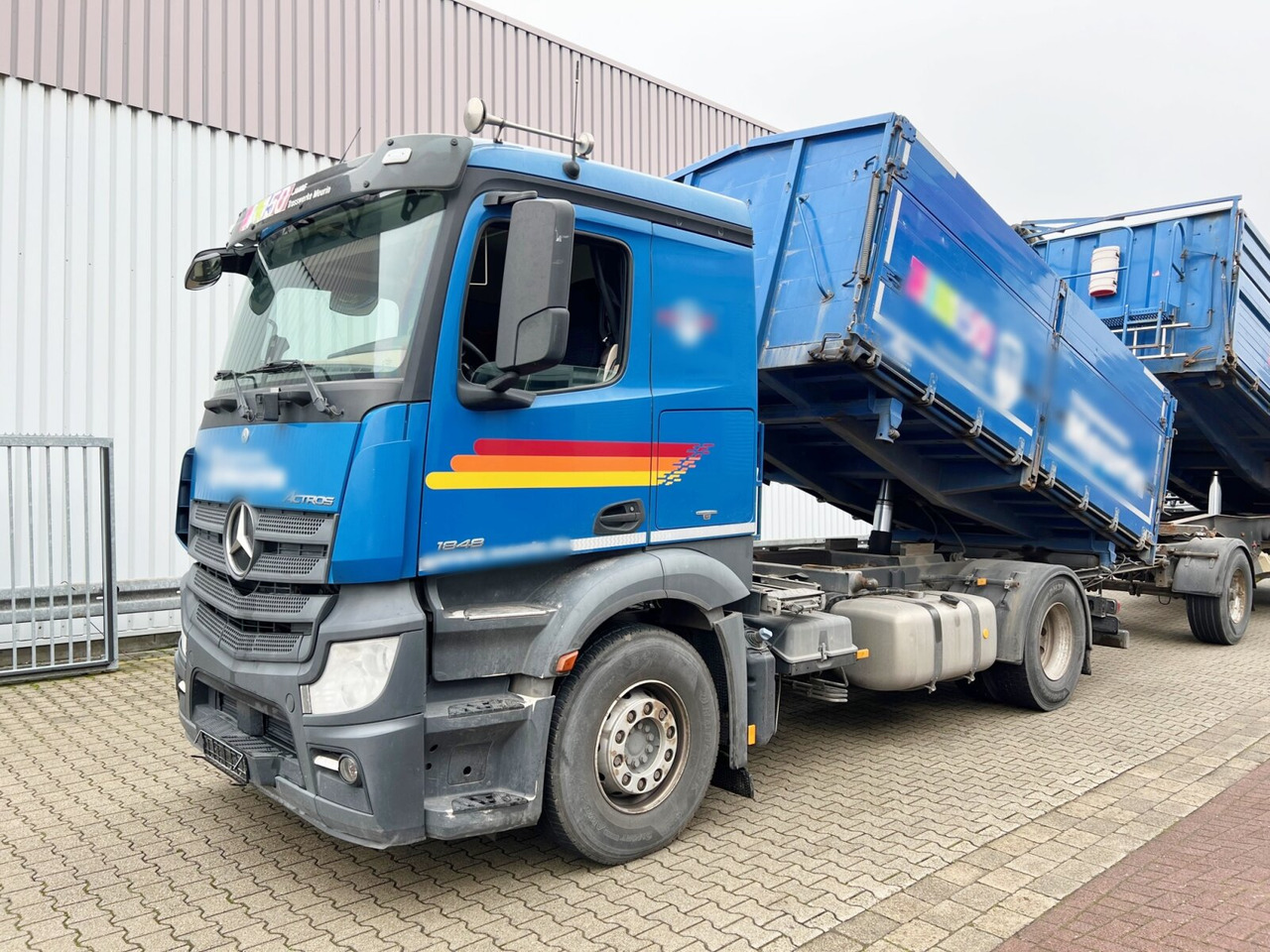 Mercedes-Benz Actros 1848 L 4x2 Actros 1848 L 4x2, Retarder, Getreidekipper ca. 16m³ - Camión volquete: foto 1 Mercedes-Benz Actros 1848 L 4x2 Actros 1848 L 4x2, Retarder, Getreidekipper ca. 16m³ - Camión volquete: foto 1