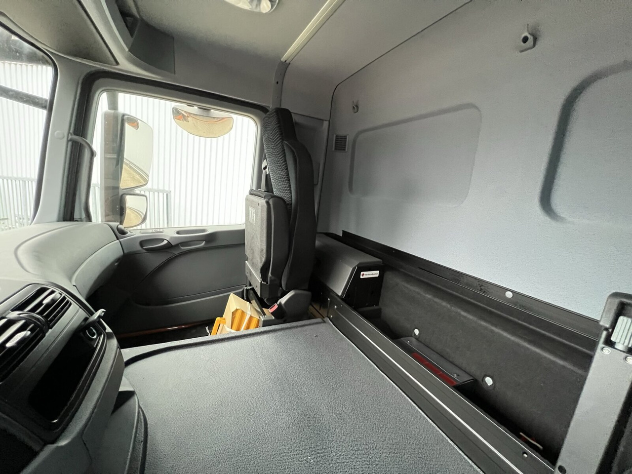 Camión chasis nuevo Mercedes-Benz Actros 2141 K 4x2 Actros 2141 K 4x2: foto 14