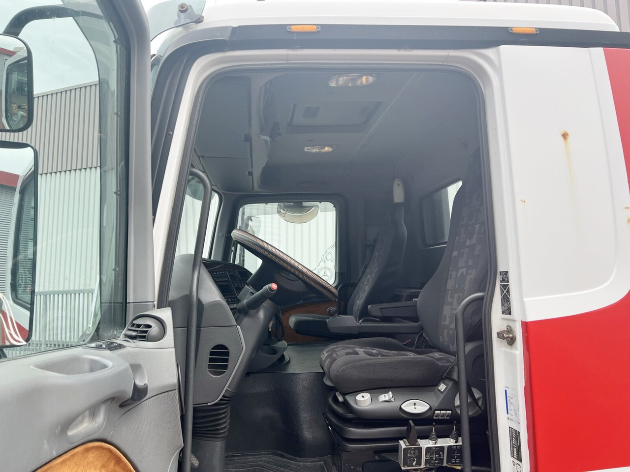 Mercedes-Benz Actros 2546 L 6x2 Actros 2546 L 6x2/48, Lift-/Lenkachse, RK 20.70 bis 7 m Container - Camión multibasculante: foto 2 Mercedes-Benz Actros 2546 L 6x2 Actros 2546 L 6x2/48, Lift-/Lenkachse, RK 20.70 bis 7 m Container - Camión multibasculante: foto 2