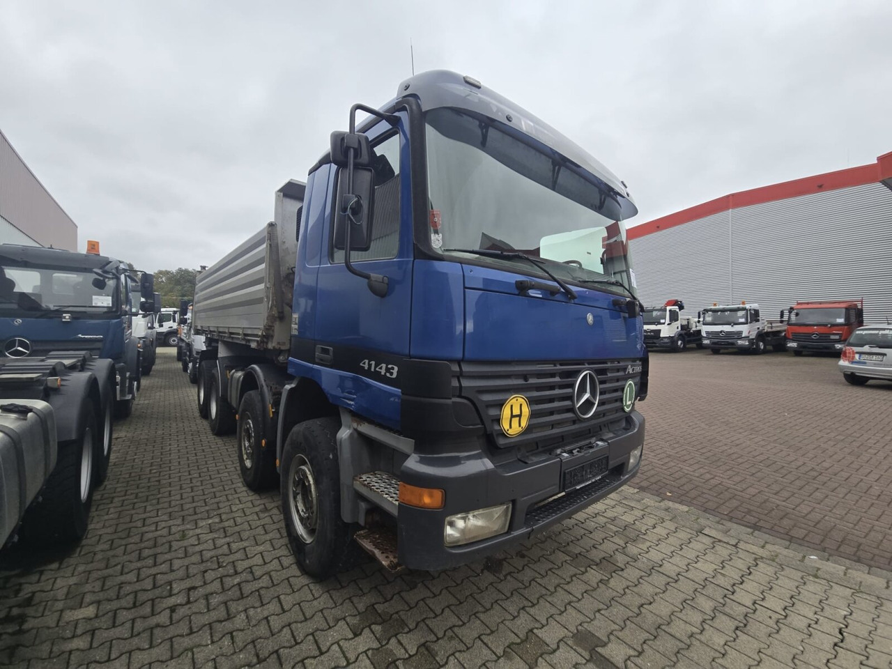 Mercedes-Benz Actros 4140 8x4/4 Actros 4140 8x4/4, Alu-Bordwände - Camión volquete: foto 5 Mercedes-Benz Actros 4140 8x4/4 Actros 4140 8x4/4, Alu-Bordwände - Camión volquete: foto 5