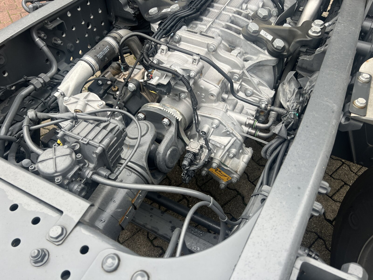 Mercedes-Benz Arocs 3251 L 8x4/4 Arocs 3251 L 8x4/4, Motorabtrieb - Camión multibasculante: foto 2 Mercedes-Benz Arocs 3251 L 8x4/4 Arocs 3251 L 8x4/4, Motorabtrieb - Camión multibasculante: foto 2