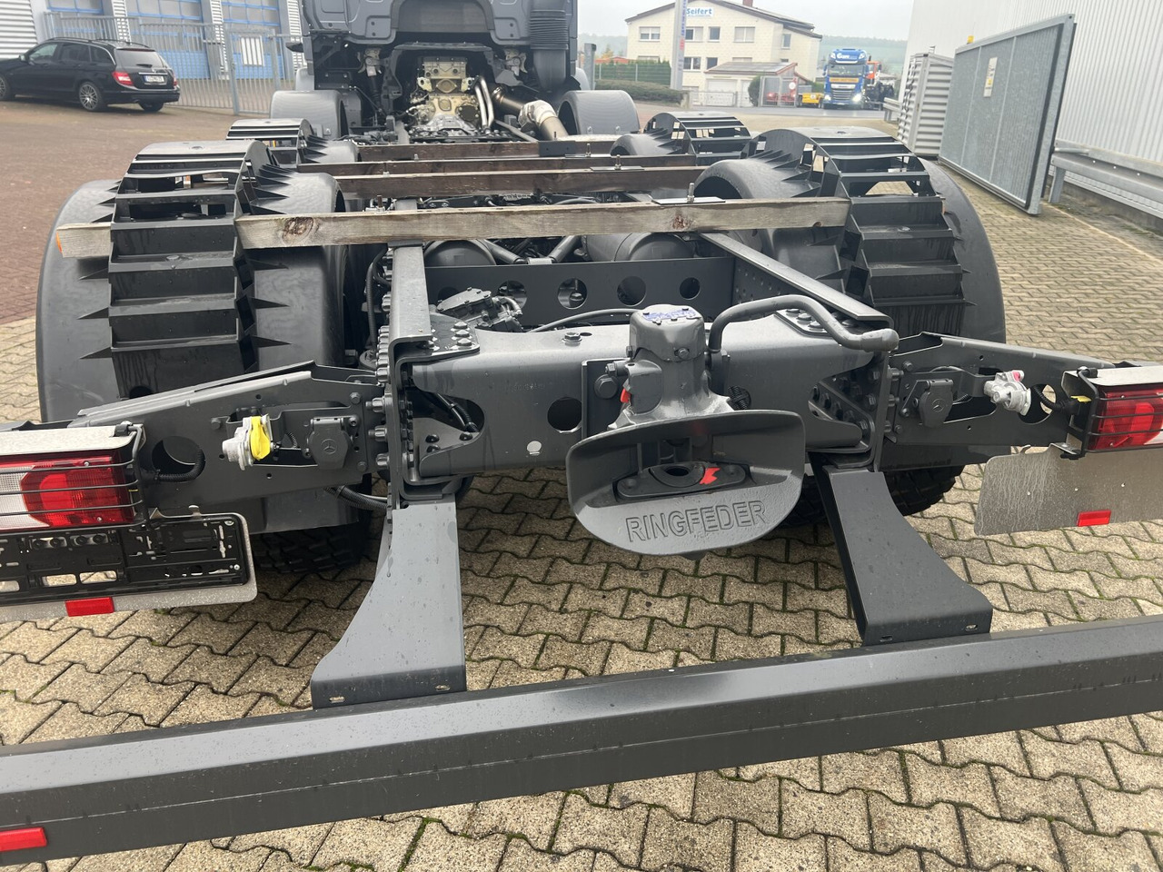 Mercedes-Benz Arocs 3251 L 8x4/4 Arocs 3251 L 8x4/4, Motorabtrieb - Camión multibasculante: foto 5 Mercedes-Benz Arocs 3251 L 8x4/4 Arocs 3251 L 8x4/4, Motorabtrieb - Camión multibasculante: foto 5