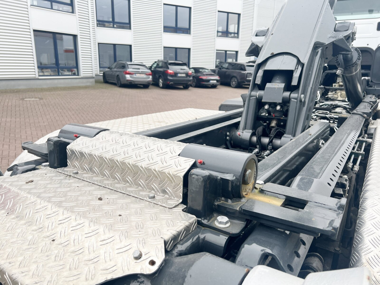 Mercedes-Benz Arocs 4142/48 8x4/4 Arocs 4142/48  8x4/4, Grounder, Meiller RS26 62-K, Funk - Camión multibasculante: foto 2 Mercedes-Benz Arocs 4142/48 8x4/4 Arocs 4142/48  8x4/4, Grounder, Meiller RS26 62-K, Funk - Camión multibasculante: foto 2