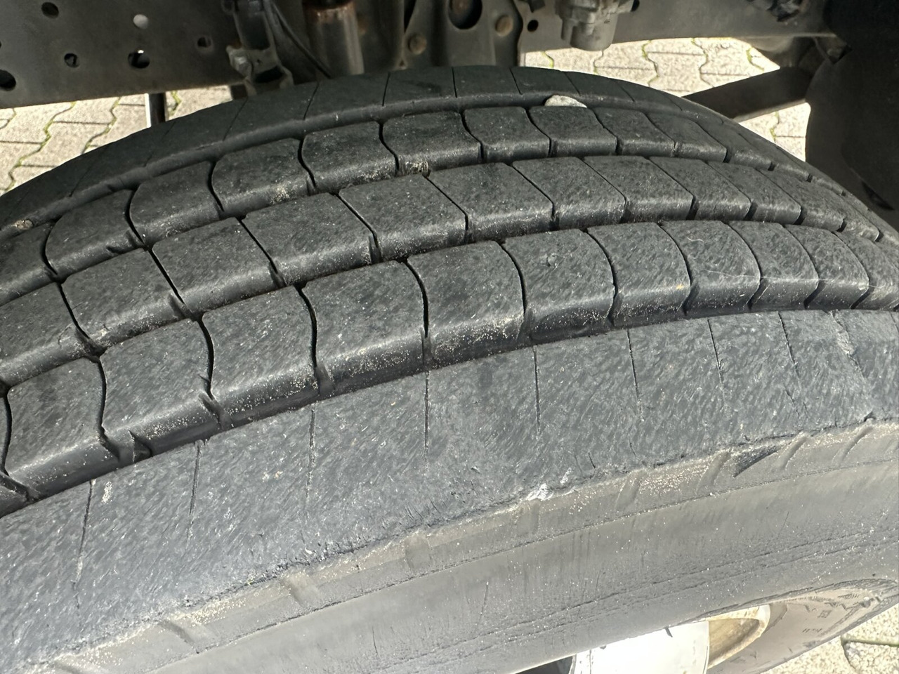 Mercedes-Benz Atego 815 K 4x2 Atego 815 K 4x2, 2x AHK - Camión volquete: foto 4 Mercedes-Benz Atego 815 K 4x2 Atego 815 K 4x2, 2x AHK - Camión volquete: foto 4