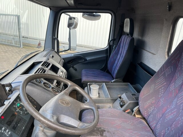 Mercedes-Benz Atego 818 4x2 Atego 818 4x2 - Camión caja abierta: foto 3 Mercedes-Benz Atego 818 4x2 Atego 818 4x2 - Camión caja abierta: foto 3