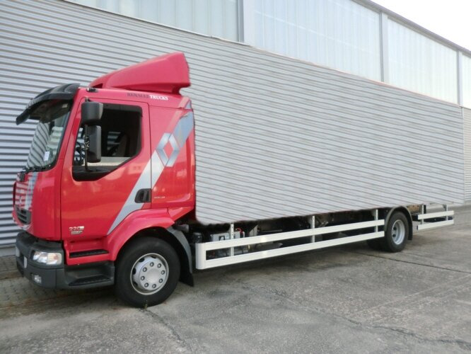Renault Midlum 220 DXi 4x2 Midlum 220 DXi 4x2 mit Kran Palfinger PK 11001 - Camión grúa, Camión caja abierta: foto 2 Renault Midlum 220 DXi 4x2 Midlum 220 DXi 4x2 mit Kran Palfinger PK 11001 - Camión grúa, Camión caja abierta: foto 2