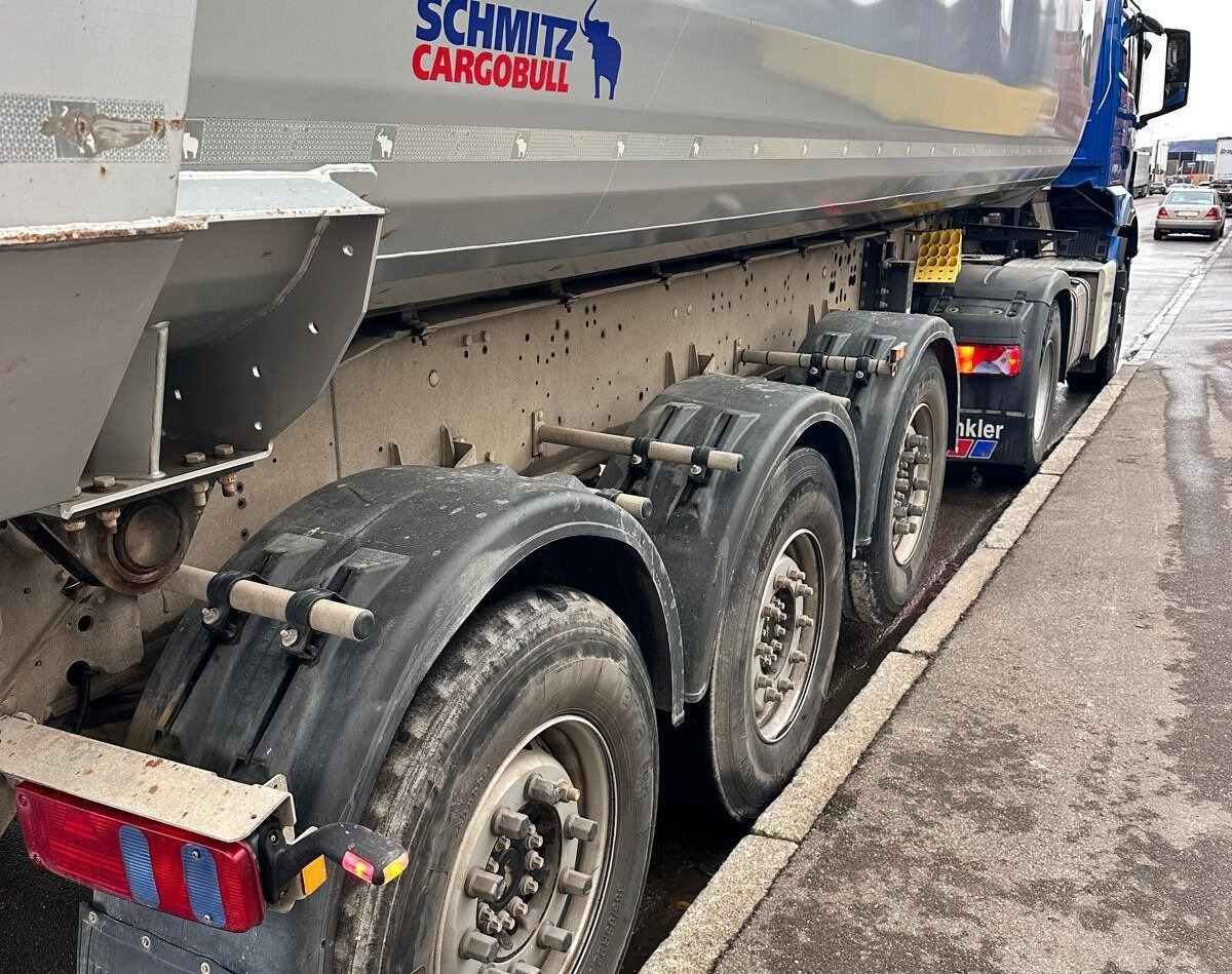 Schmitz Cargobull SKI 24 SL 7.2 SKI 24 SL 7.2, Stahlmulde ca. 24m³, Liftachse - Semirremolque: foto 4 Schmitz Cargobull SKI 24 SL 7.2 SKI 24 SL 7.2, Stahlmulde ca. 24m³, Liftachse - Semirremolque: foto 4