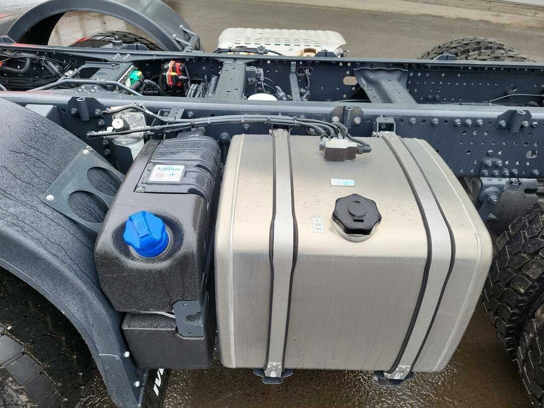 T-Way AT410T51 8x4 T-Way AT410T51 8x4, Retarder, Bordmatik, 4x VORHANDEN! - Camión volquete: foto 3 T-Way AT410T51 8x4 T-Way AT410T51 8x4, Retarder, Bordmatik, 4x VORHANDEN! - Camión volquete: foto 3