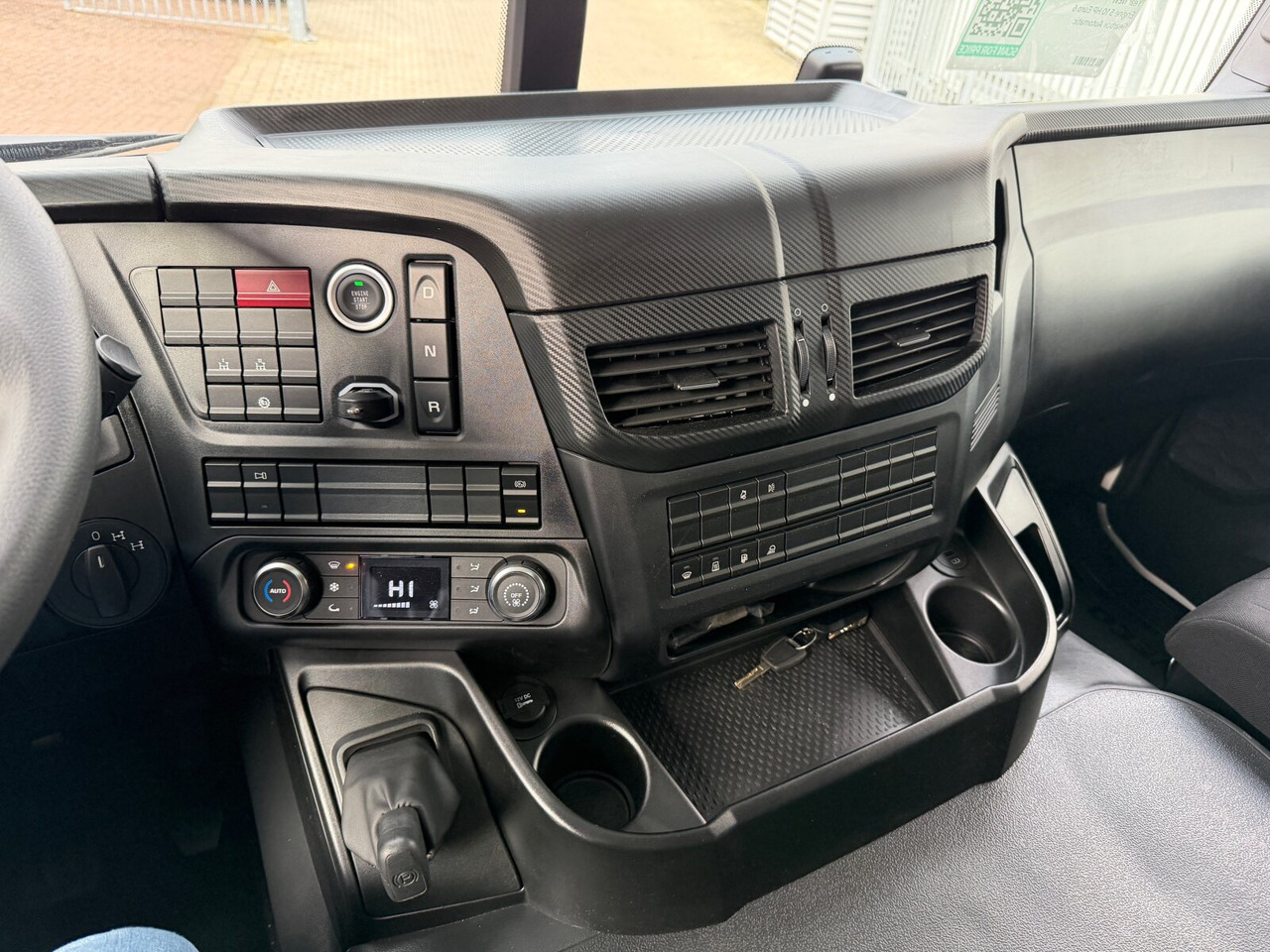 T-Way AT410T51 8x4 T-Way AT410T51 8x4, Retarder, Nebenantrieb, 4x VORHANDEN! - Camión chasis: foto 4 T-Way AT410T51 8x4 T-Way AT410T51 8x4, Retarder, Nebenantrieb, 4x VORHANDEN! - Camión chasis: foto 4