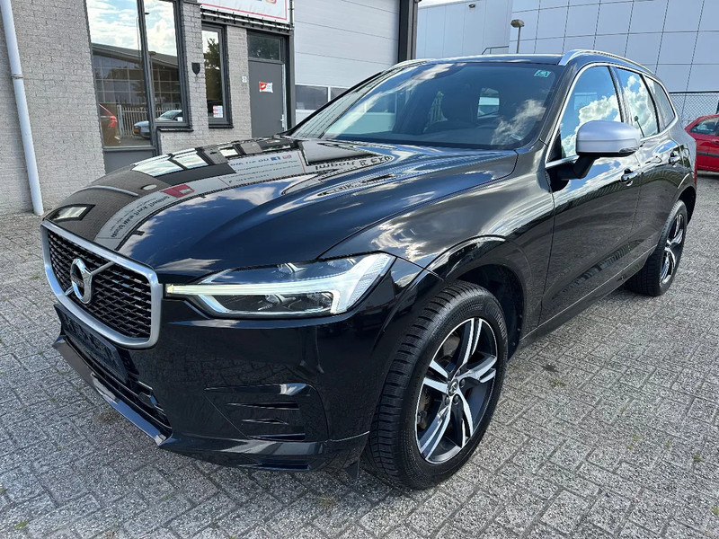 Volvo XC60 D5 AWD + R-DESIGN + ALCANTARA + CAMERA + NAVI - Coche: foto 1 Volvo XC60 D5 AWD + R-DESIGN + ALCANTARA + CAMERA + NAVI - Coche: foto 1