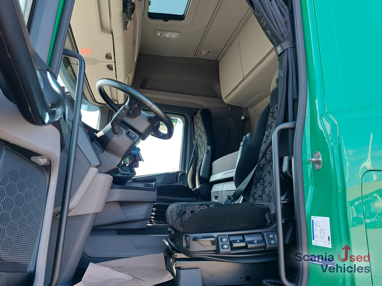 SCANIA R 450 A4X2 EB Volumen Mega Jumbo Standklima DAB - Cabeza tractora: foto 2 SCANIA R 450 A4X2 EB Volumen Mega Jumbo Standklima DAB - Cabeza tractora: foto 2