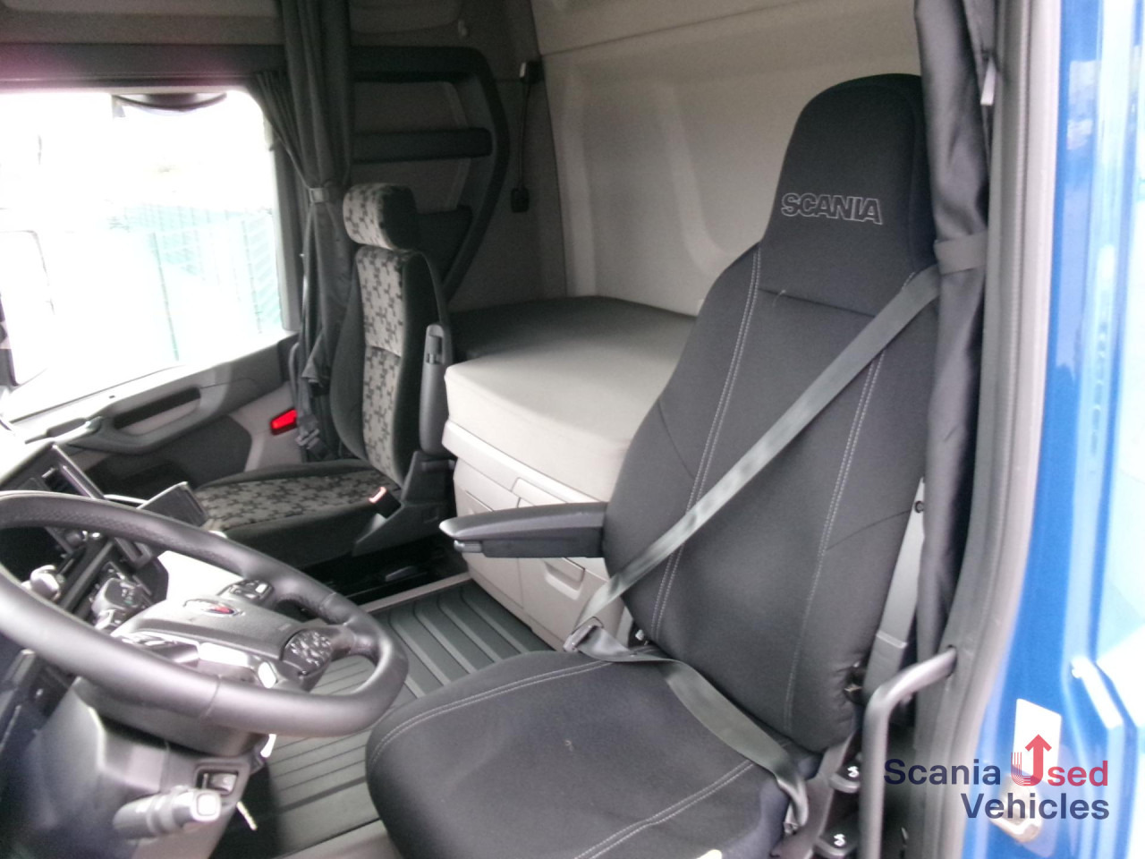 SCANIA R 410 B6x2*4NB LNG - Camión chasis: foto 2 SCANIA R 410 B6x2*4NB LNG - Camión chasis: foto 2