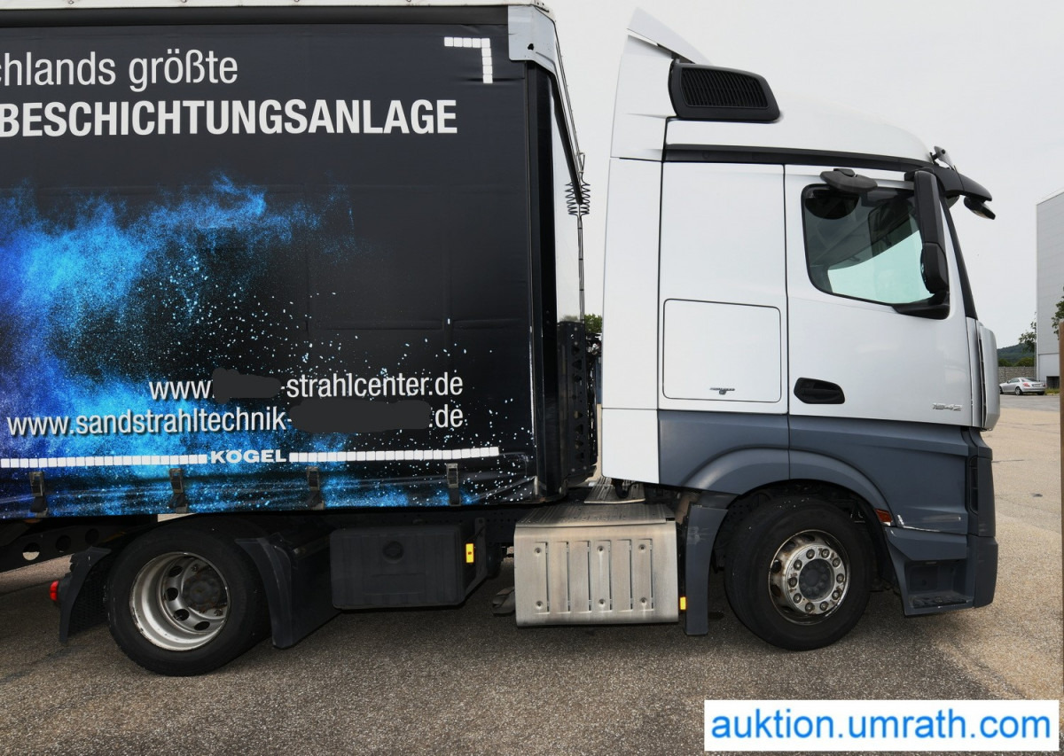 Mercedes Benz Actros DB 1842 LS Sattelzugmaschine EURO 6 StreamSpace LowLiner Klimaautomatik Automatikgetriebe Navi - Cabeza tractora: foto 4 Mercedes Benz Actros DB 1842 LS Sattelzugmaschine EURO 6 StreamSpace LowLiner Klimaautomatik Automatikgetriebe Navi - Cabeza tractora: foto 4