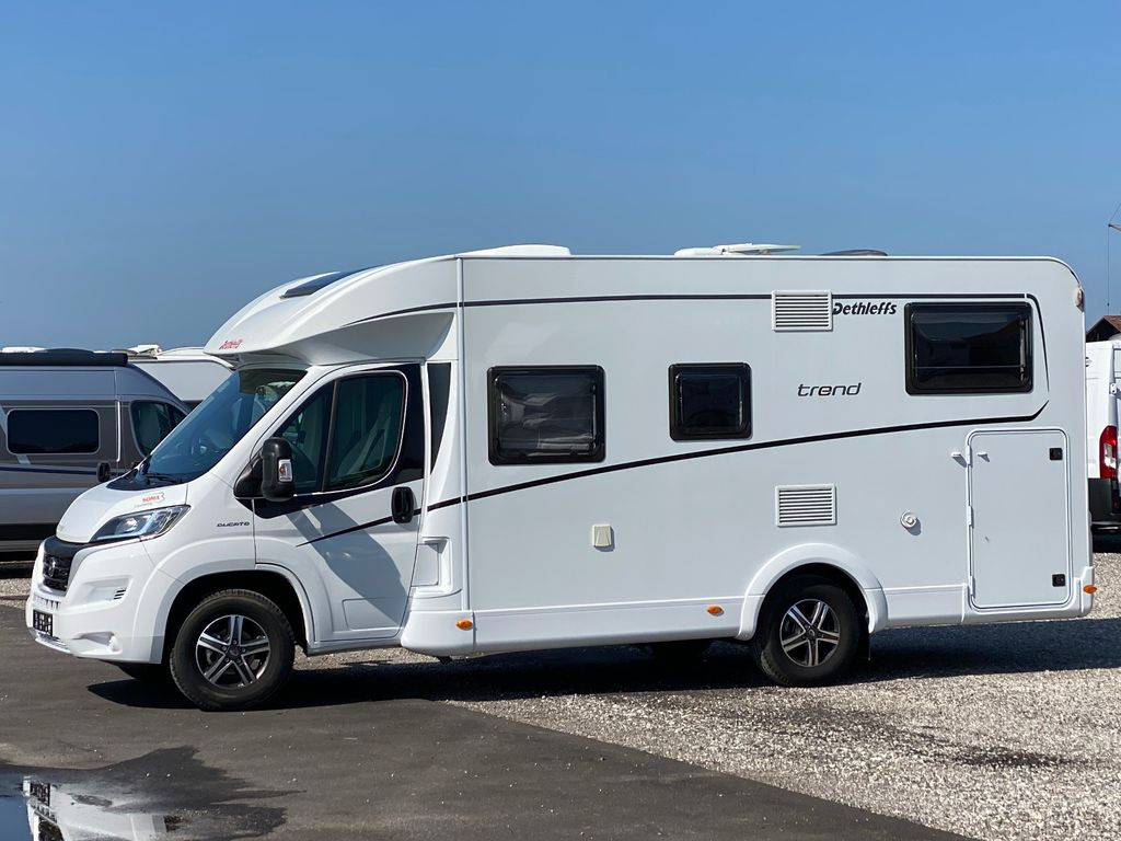 Dethleffs Trend T 6717 EB, SAT,RFK, Längsbetten, AHK - Autocaravana perfilada: foto 3 Dethleffs Trend T 6717 EB, SAT,RFK, Längsbetten, AHK - Autocaravana perfilada: foto 3