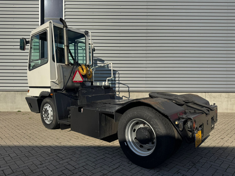 Terberg YT182 / NL Truck - Tractor industrial: foto 3 Terberg YT182 / NL Truck - Tractor industrial: foto 3