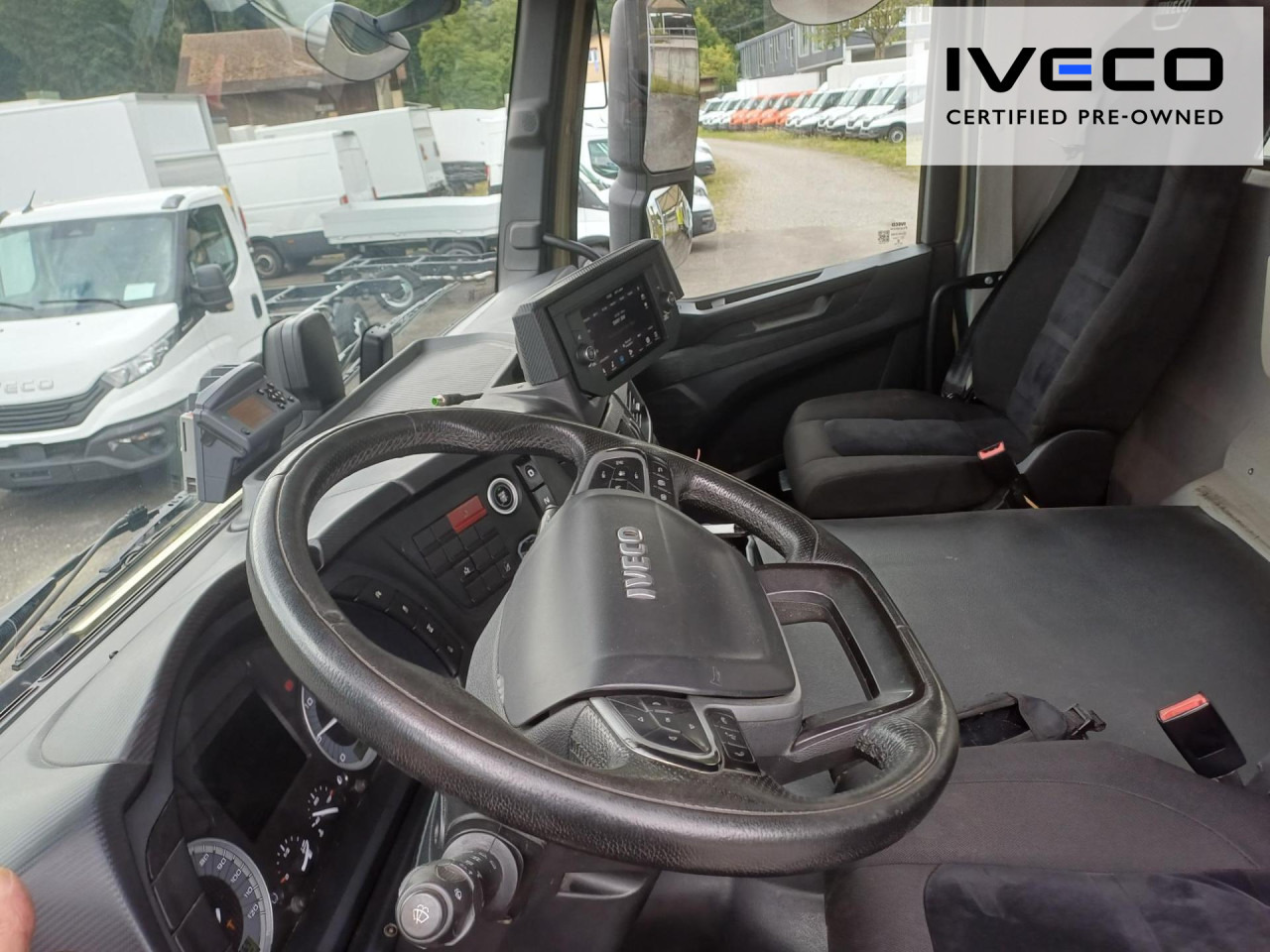 IVECO Stralis AD190S42/P Euro6 Intarder Klima AHK - Camión volquete: foto 3 IVECO Stralis AD190S42/P Euro6 Intarder Klima AHK - Camión volquete: foto 3