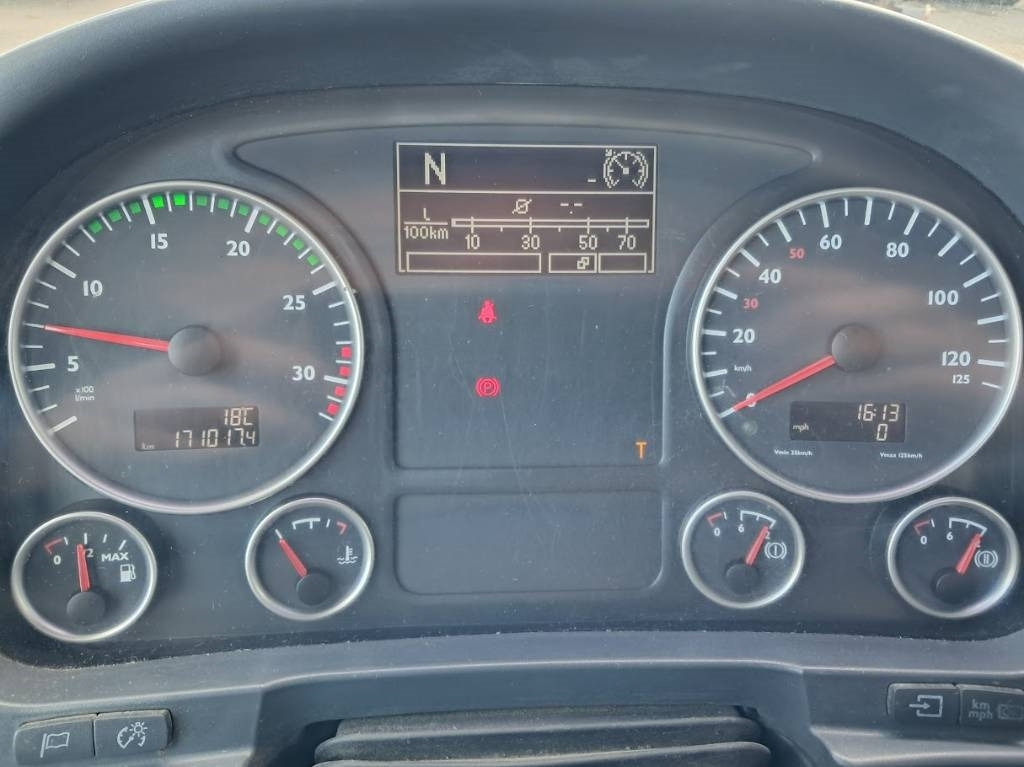 MAN TGL 8.150 Hiab 066-2 10v tarkastettu - Camión grúa: foto 5 MAN TGL 8.150 Hiab 066-2 10v tarkastettu - Camión grúa: foto 5