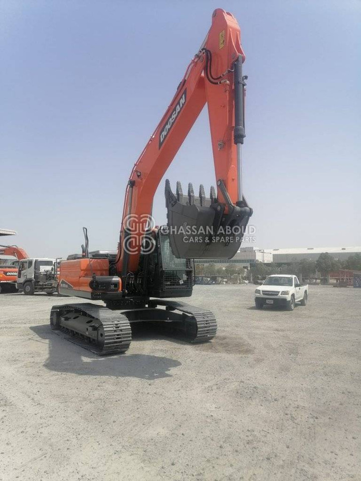 DOOSAN DX225 LCA – CHAIN EXCAVATOR OPERATING WEIGHT 22 TON APPROX. WITH BUCKET 1.08 Cu.M BUCKET ( HEAVY DUTY) MY2022 - Excavadora de cadenas: foto 3 DOOSAN DX225 LCA – CHAIN EXCAVATOR OPERATING WEIGHT 22 TON APPROX. WITH BUCKET 1.08 Cu.M BUCKET ( HEAVY DUTY) MY2022 - Excavadora de cadenas: foto 3