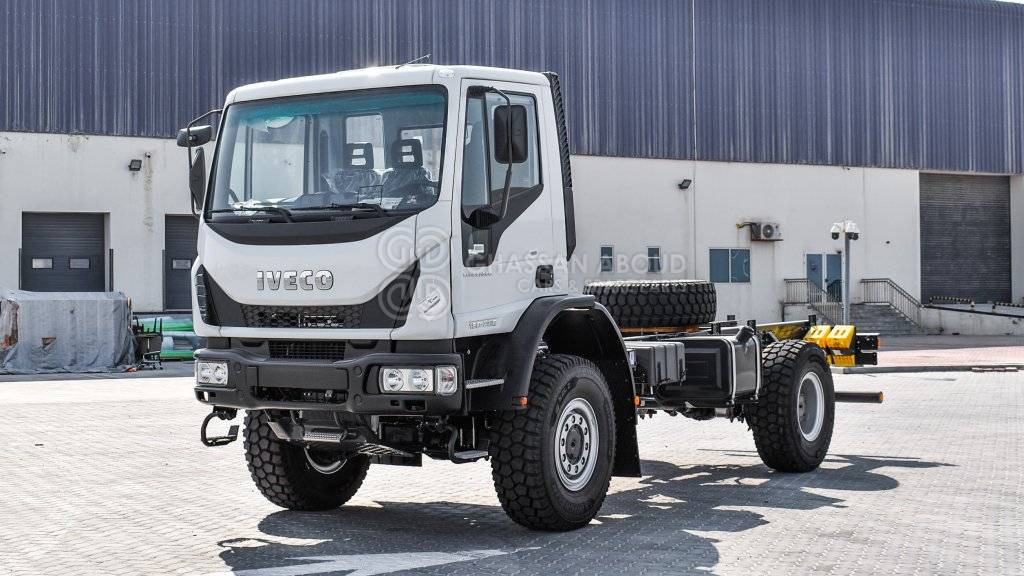 IVECO EUROCARGO ML150 Chassis 4×4, 15 Ton Approx. MY25 - Camión chasis: foto 1 IVECO EUROCARGO ML150 Chassis 4×4, 15 Ton Approx. MY25 - Camión chasis: foto 1