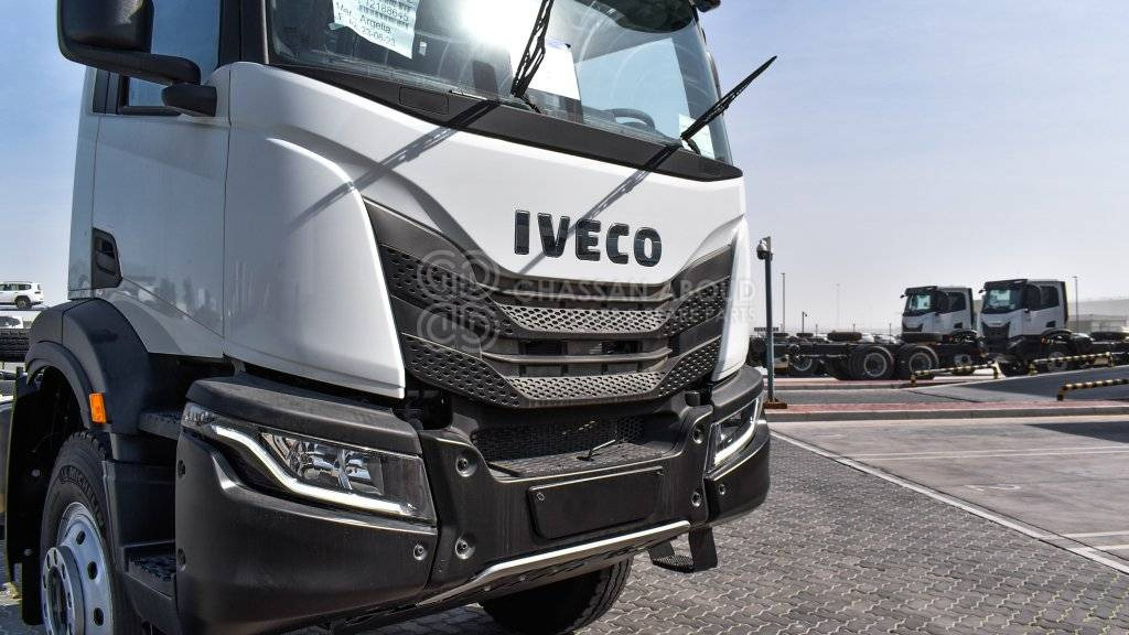 IVECO T-WAY Chassis 6×4 AD380T47H WHEELBASE 4500 MY25 - Camión chasis: foto 2 IVECO T-WAY Chassis 6×4 AD380T47H WHEELBASE 4500 MY25 - Camión chasis: foto 2