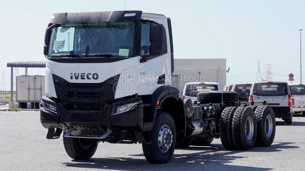 IVECO T-WAY Chassis 6×6 AD380T47WH WHEELBASE 4500 MY25 - Camión chasis: foto 1 IVECO T-WAY Chassis 6×6 AD380T47WH WHEELBASE 4500 MY25 - Camión chasis: foto 1